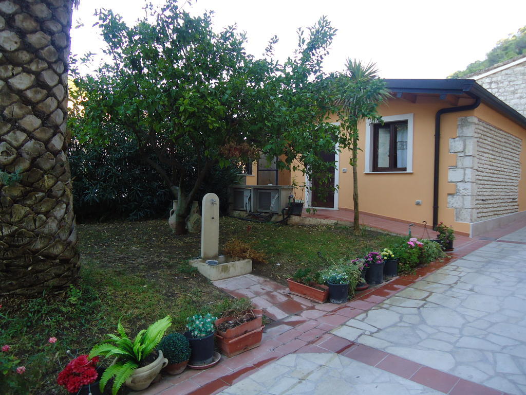 Pineta Monserrato Modica Exterior foto